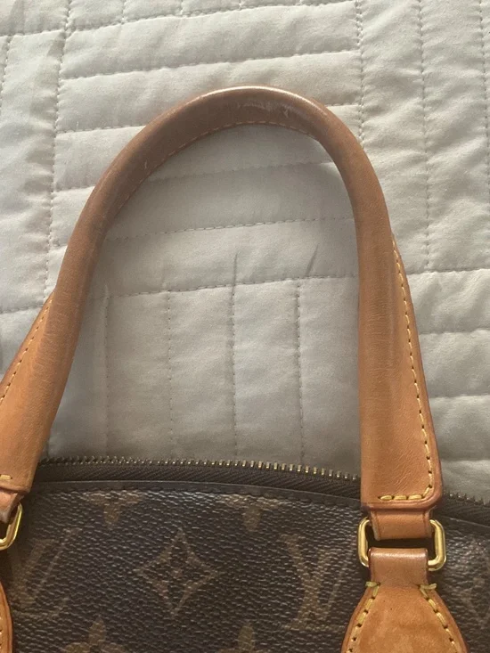 Louis Vuitton Speedy Style Handbag - Picture 3 of 11